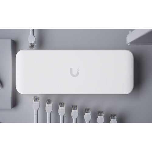 Ubiquiti Networks Switch Ultra 8-Port Gigabit PoE+ Compliant Managed Network Switch