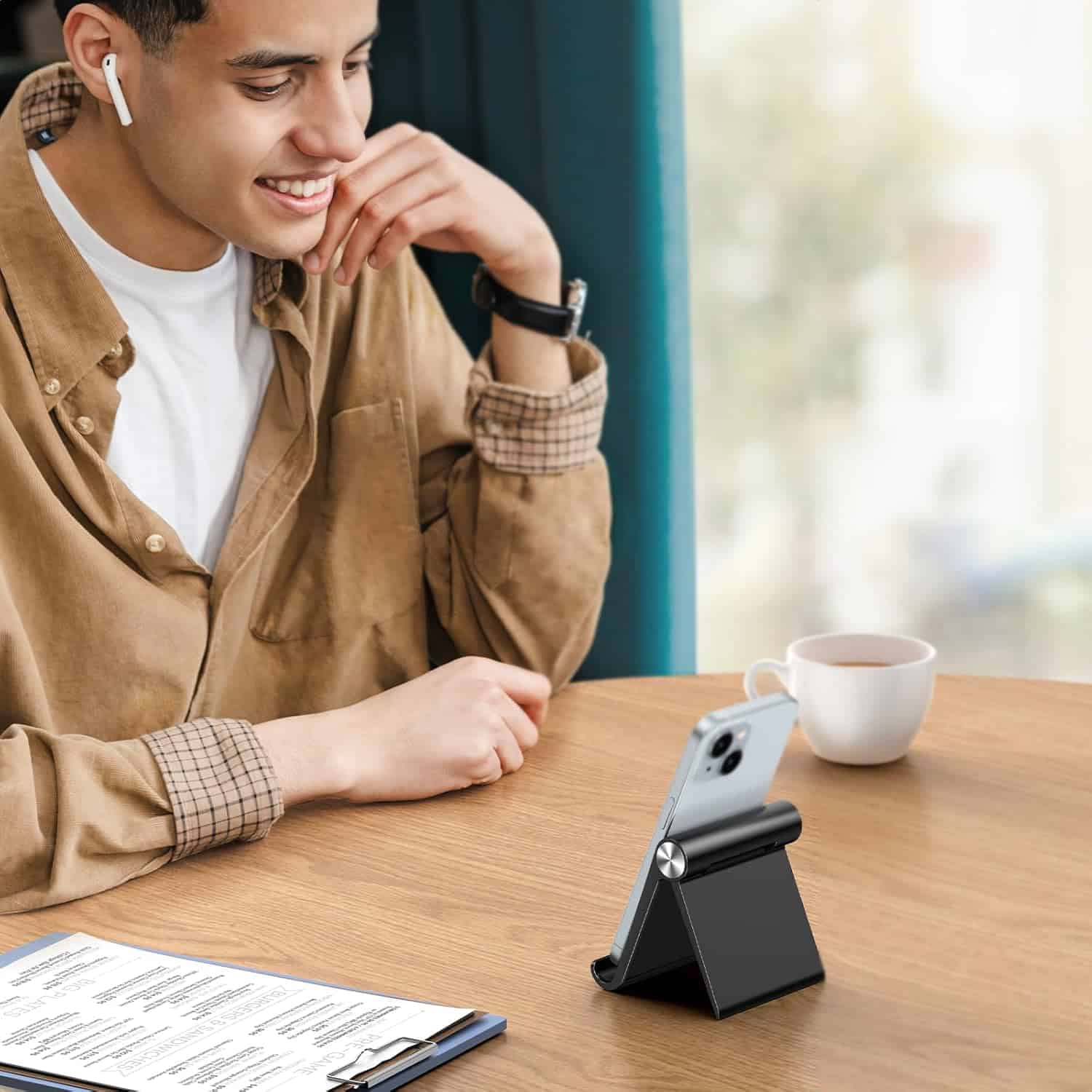 UGREEN Cell Phone Stand, Smartphone Holder for Desk, Adjustable and Foldable