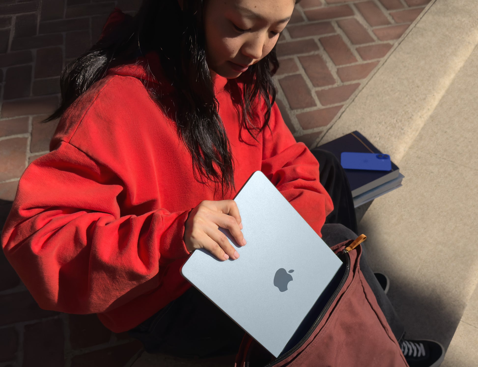 Apple MacBook Air M4 (13-inch) 10-core CPU • 10-core GPU • 16-core Neural Engine-25
