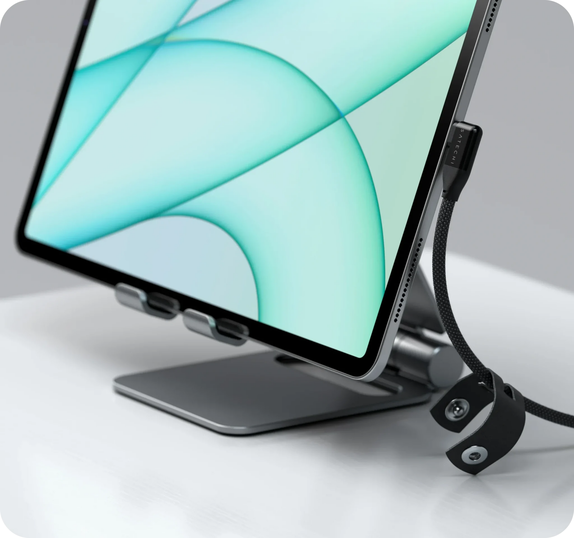 Right-Angle USB-C to USB-C Data and Charge Cable (1m)